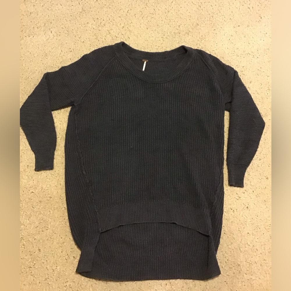 FREE PEOPLE SZ M OVERSIZED HI LO TUNIC SWEATER CHARCOAL GUC V NECK
